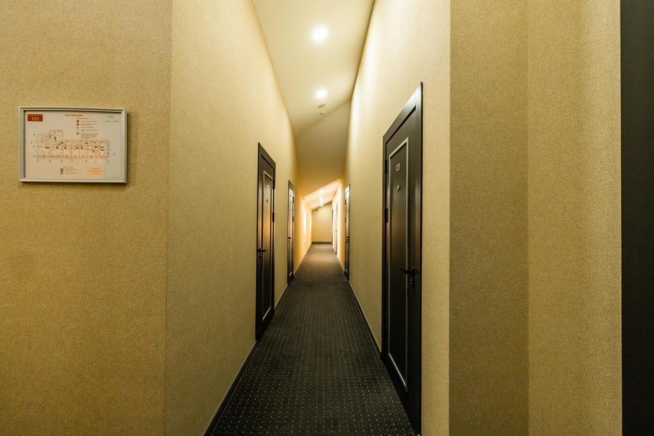 Bobur Hotel ทาชเคนต์ ภายนอก รูปภาพ