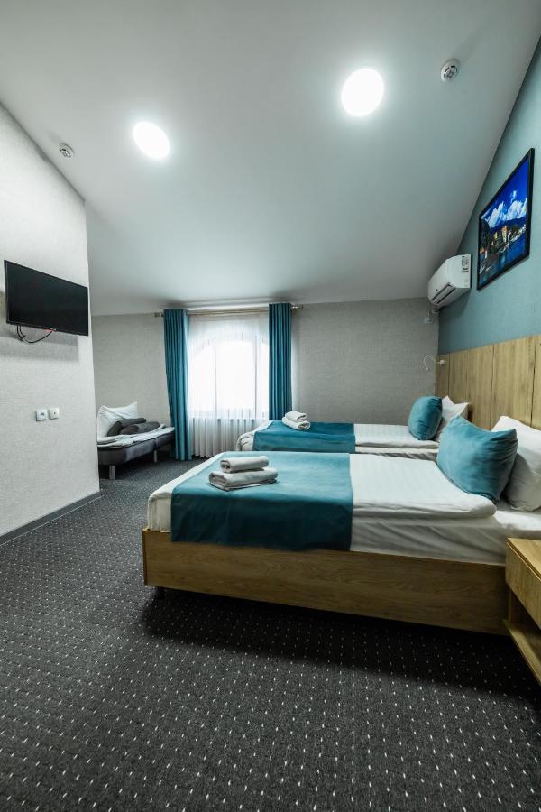 Bobur Hotel ทาชเคนต์ ภายนอก รูปภาพ