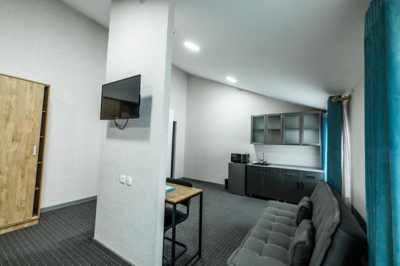 Bobur Hotel ทาชเคนต์ ภายนอก รูปภาพ
